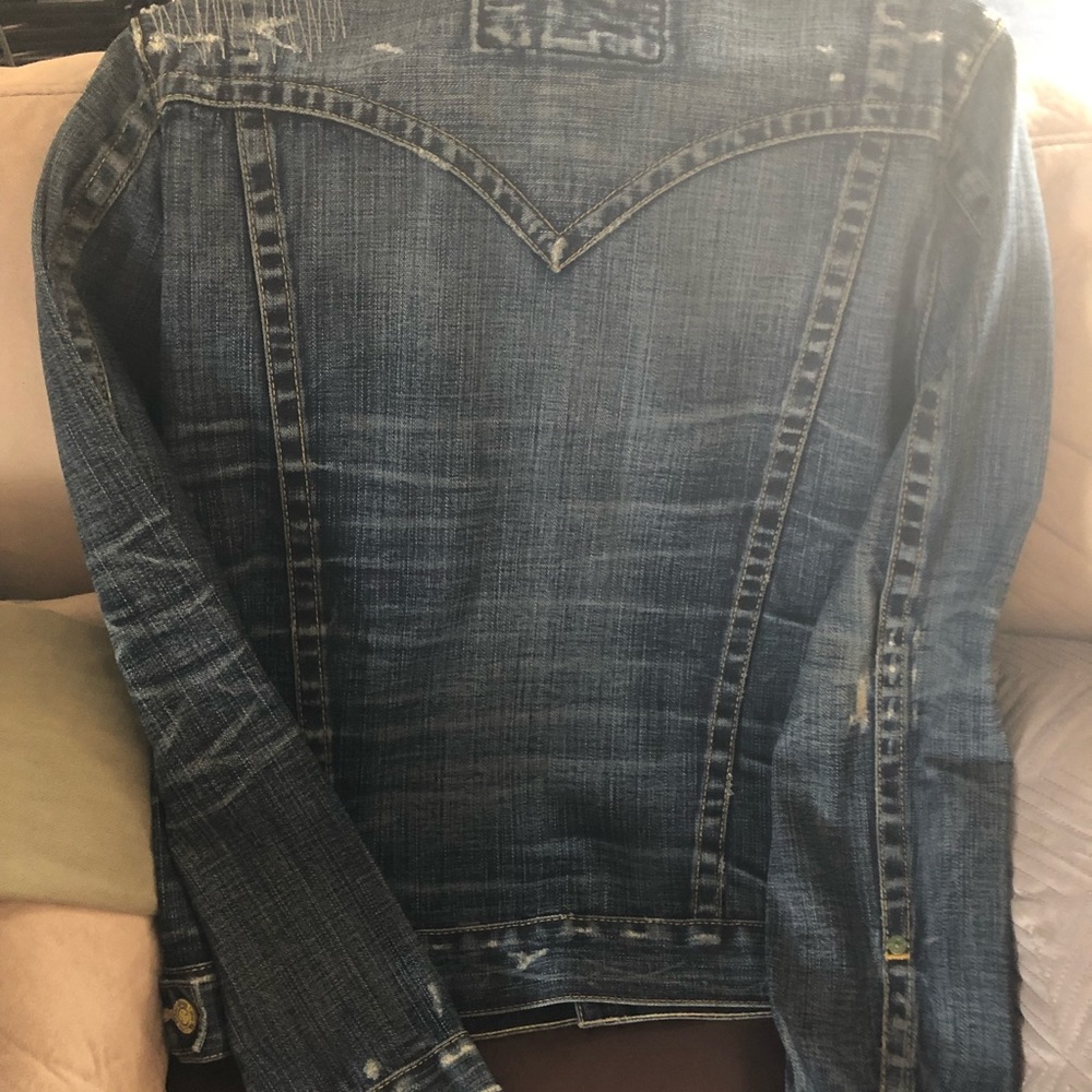 True Jacket - Picture 2 of 3